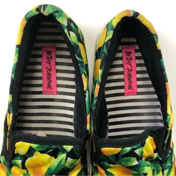 𝅺betsey Johnson Emmett lemon print sneaker loafers Size 10 - Picture 3 of 9